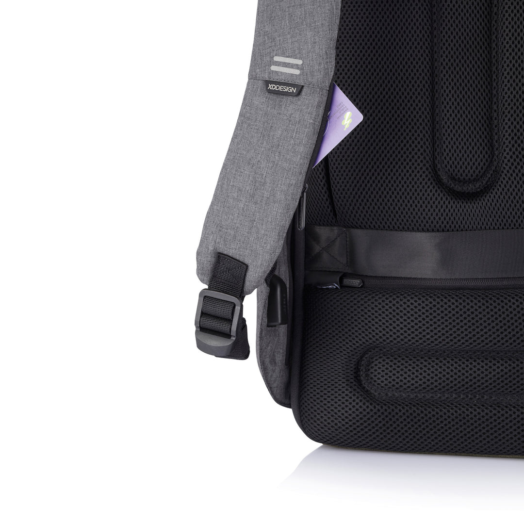 XD Design Bobby Hero | Suya Dayanıklı Sırt Çantası, 15" Laptop Uyumlu, 16 L
