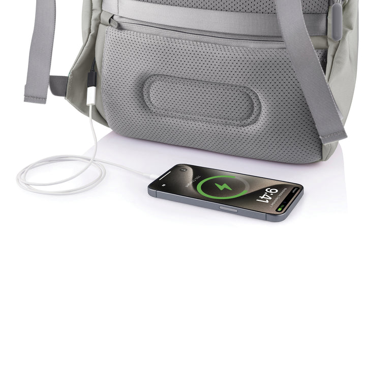 XD Design Bobby Soft | Suya Dayanıklı Sırt Çantası, 15" Laptop Uyumlu, 16 L