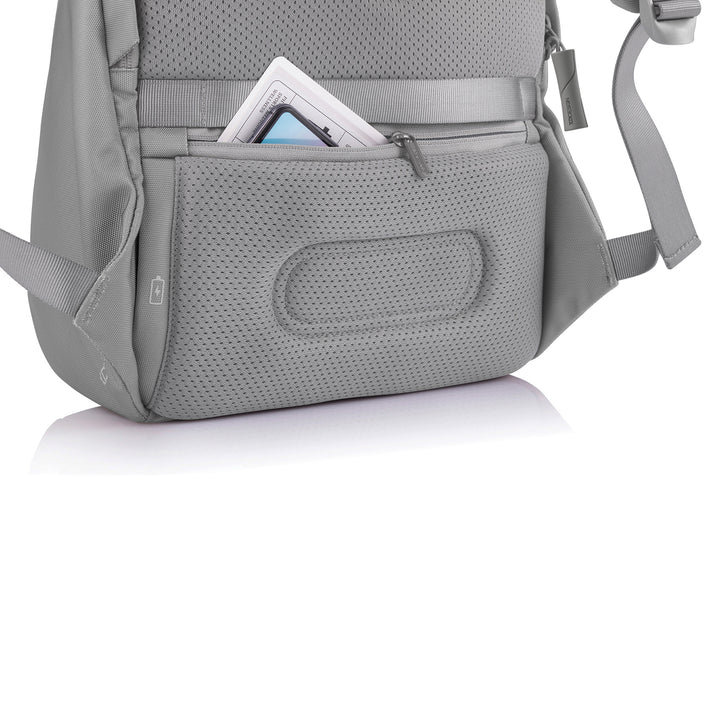 XD Design Bobby Soft | Suya Dayanıklı Sırt Çantası, 15" Laptop Uyumlu, 16 L