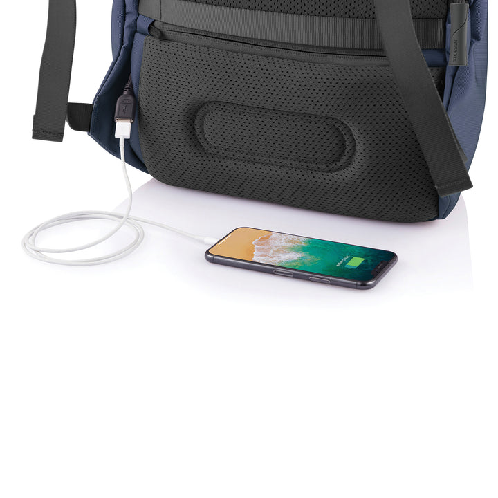 XD Design Bobby Soft | Suya Dayanıklı Sırt Çantası, 15" Laptop Uyumlu, 16 L