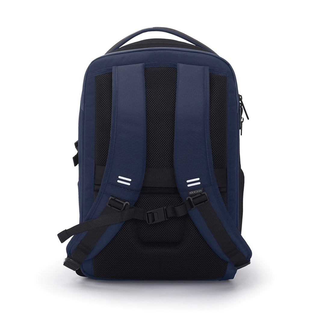 XD Design BizzBackpack | 16" inç Laptop Uyumlu Genişleyebilir Sırt Çantası, 18L - 25L