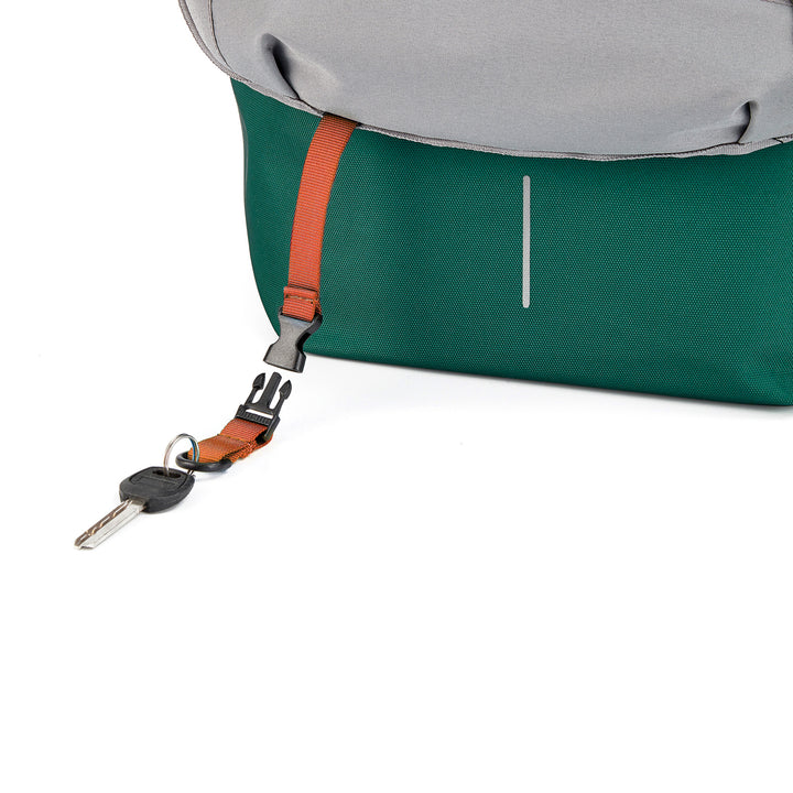 XD Design Bobby Soft | Suya Dayanıklı Sırt Çantası, 15" Laptop Uyumlu, 16 L