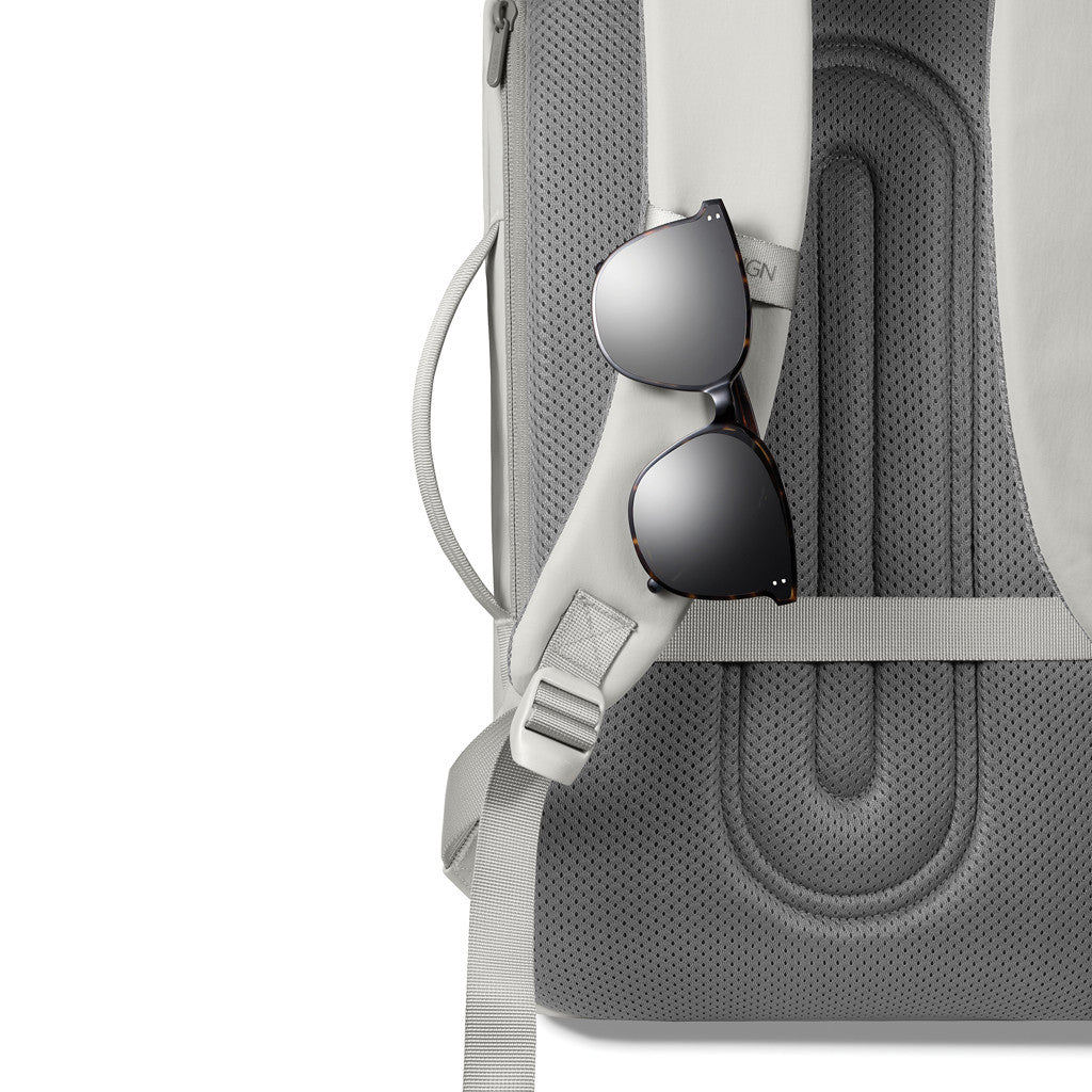 XD Design Bobby Air | Hırsızlık Önleyici Sırt Çantası, 16" Laptop Uyumlu, 15 L