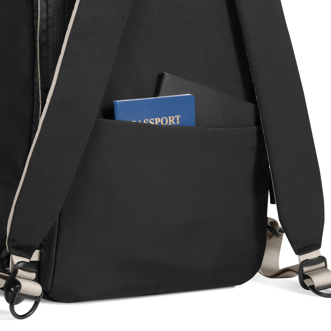 XD Design Switch | Çift Taraflı Kullanılabilen Sırt Çantası, 16" Laptop Uyumlu, 22 L